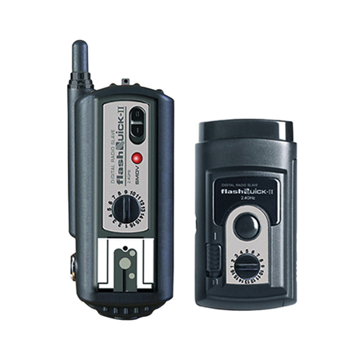 FlashQuick-2 SET Ability to function as a camera shutter release (cable option)SMDV